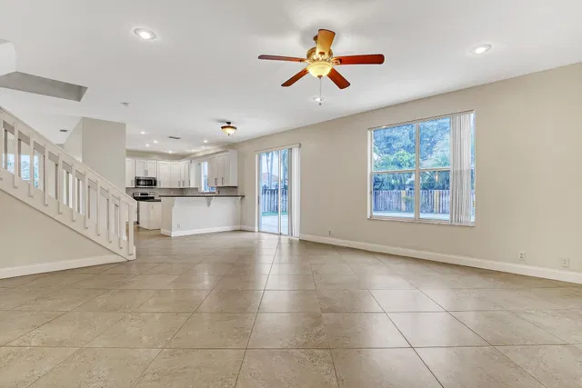 Residence photo 10