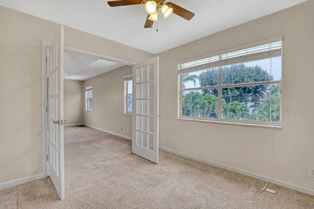 Residence photo 19