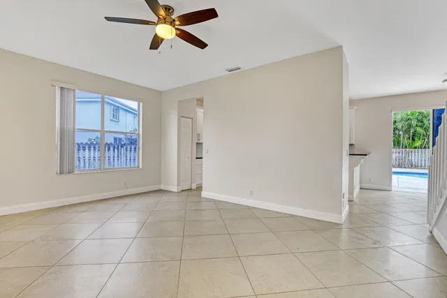 Residence photo 27
