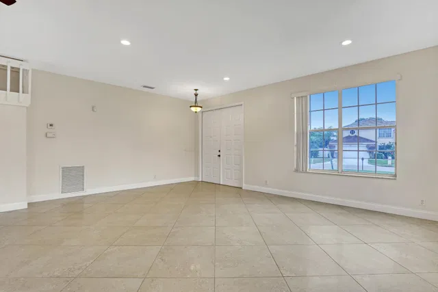 Residence photo 28