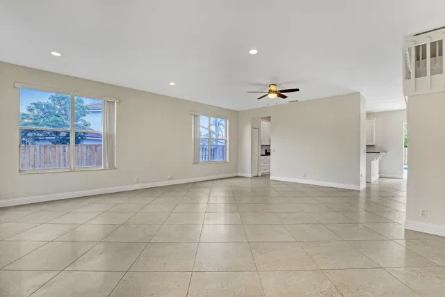 Residence photo 30
