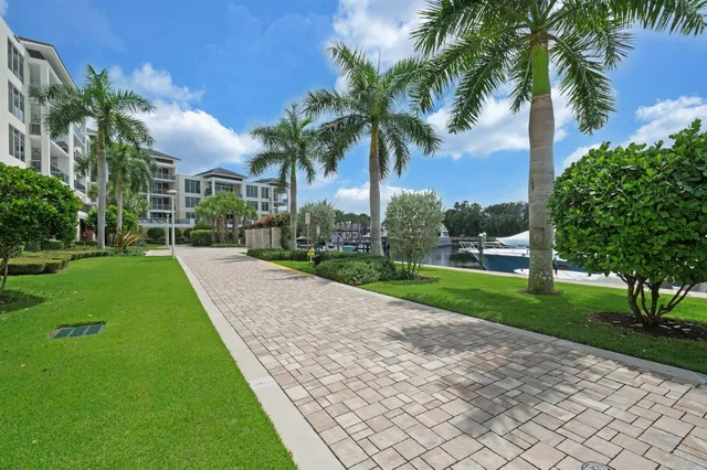 Azure Palm Beach Gardens Unit 301 photo 28