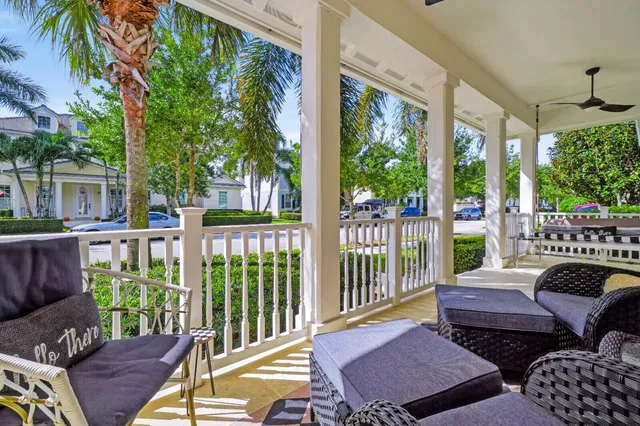 Mallory Creek Abacoa Residence photo 7