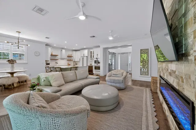 Mallory Creek Abacoa Residence photo 17