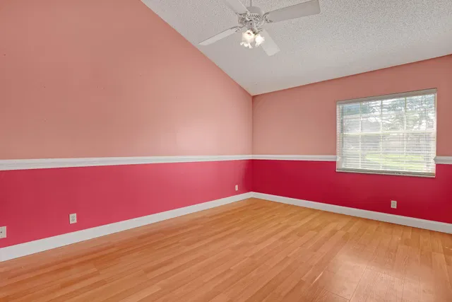 Residence photo 20