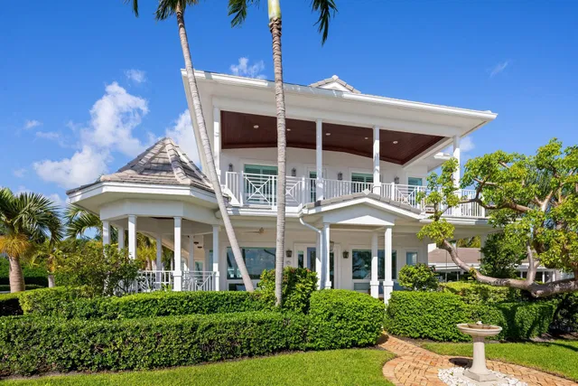 SoSo West Palm Beach Residence photo 2
