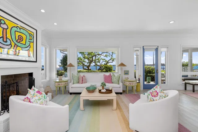 SoSo West Palm Beach Residence photo 8