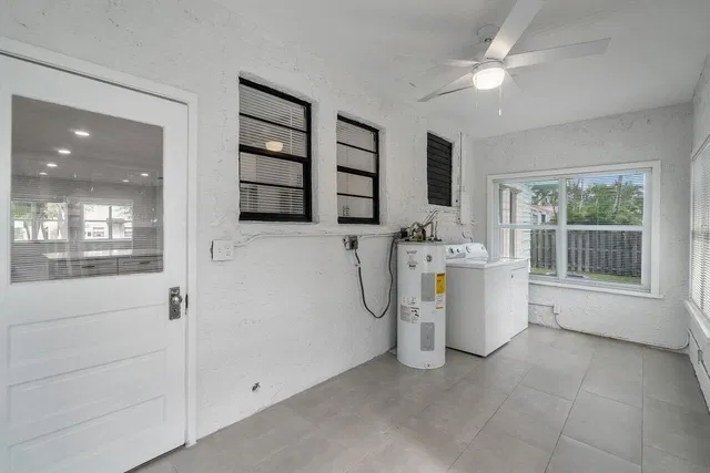 West Palm Beach Residence photo 19