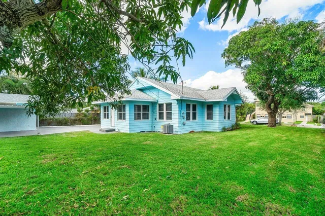 West Palm Beach Residence photo 20