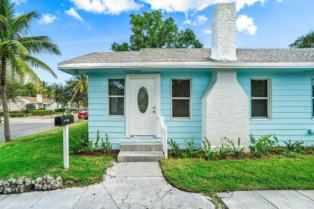 West Palm Beach Residence photo 21