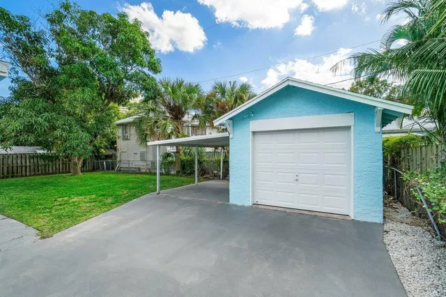 West Palm Beach Residence photo 23