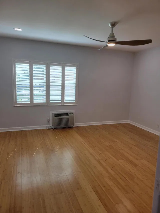 Residence photo 12
