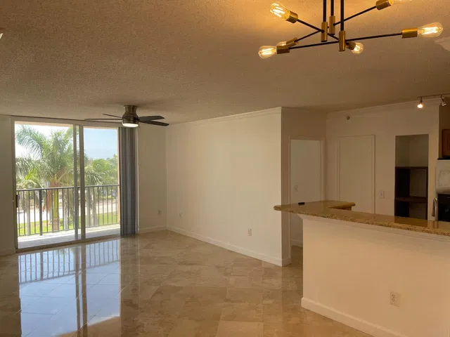 The Tower Condominium at Cityplace Unit 409 photo 2