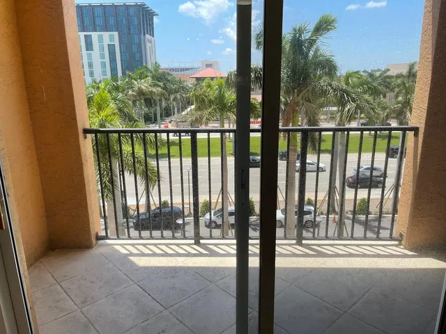 The Tower Condominium at Cityplace Unit 409 photo 8