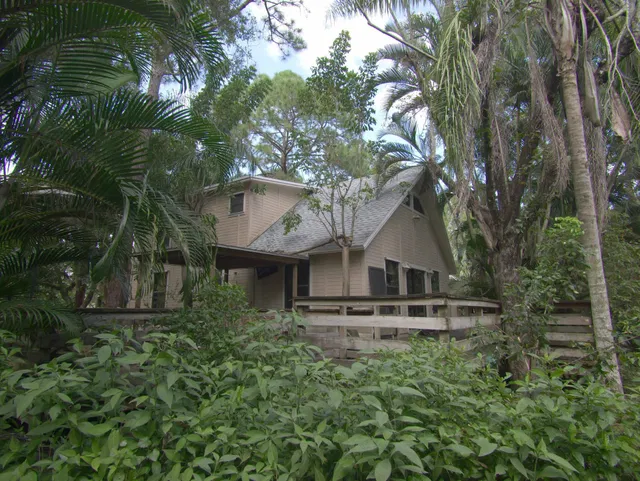 Residence photo 4