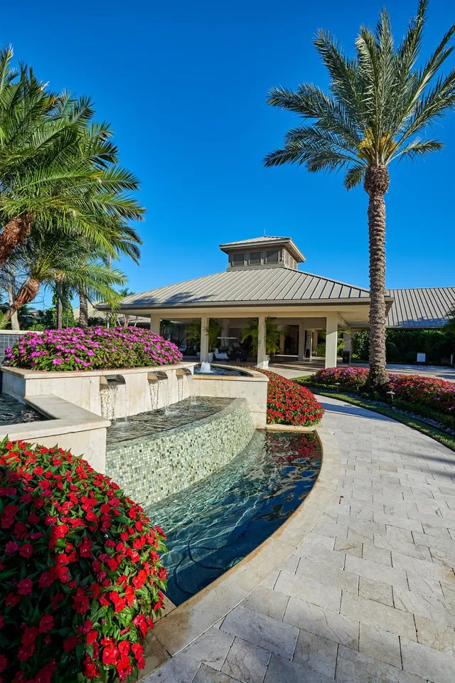 St. Andrews Country Club Residence photo 42