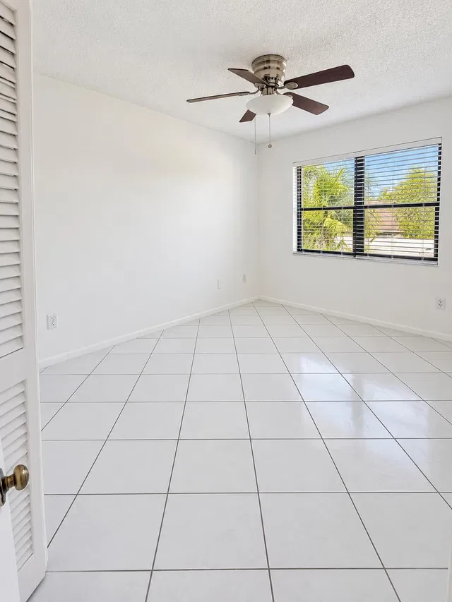 Unit 106 photo 2