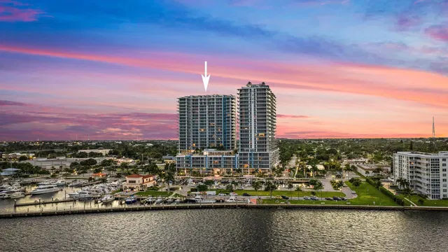 Nautilus 220 Unit 1802 photo 38