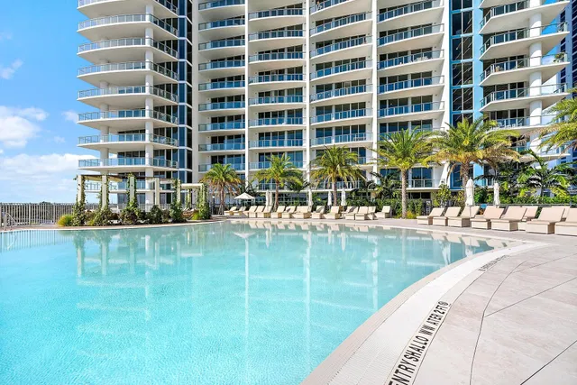 Nautilus 220 Unit 1802 photo 47