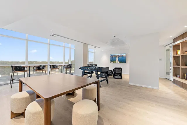 Nautilus 220 Unit 1802 photo 65