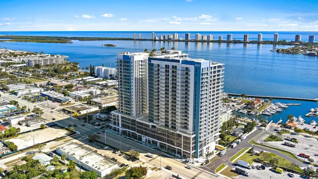 Nautilus 220 Unit 1802 photo 78