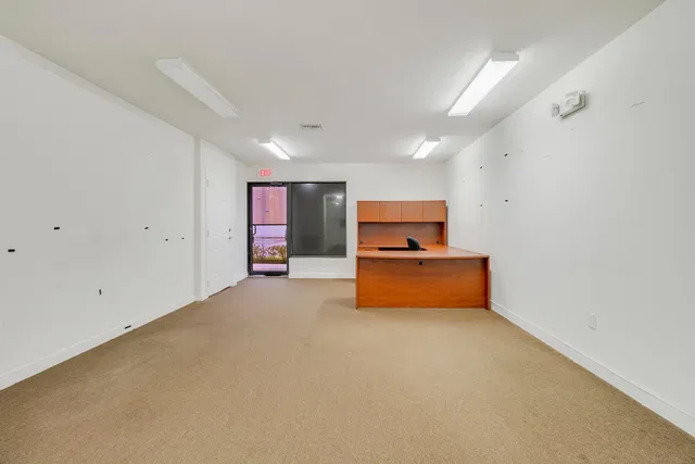 Residence photo 9