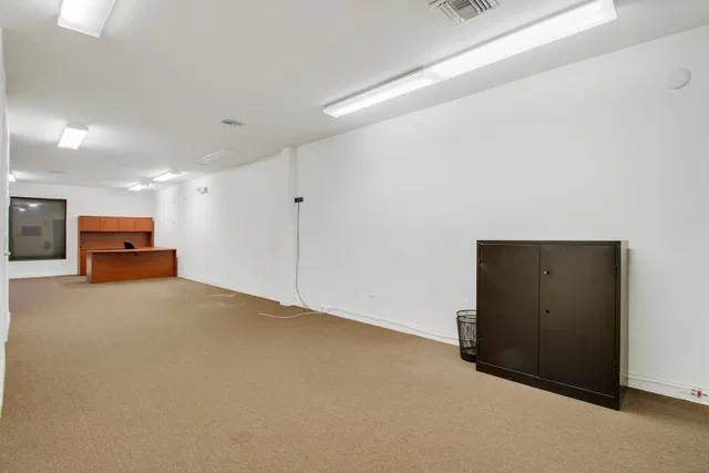 Residence photo 12