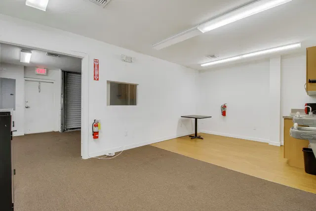 Residence photo 16