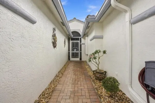 Residence photo 4