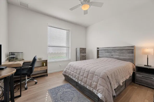 Residence photo 29