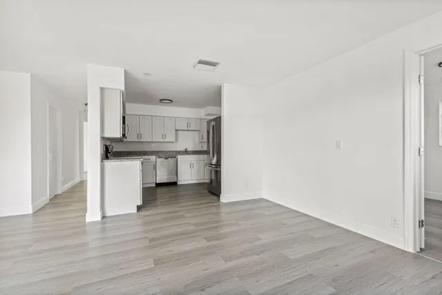 Residence photo 5