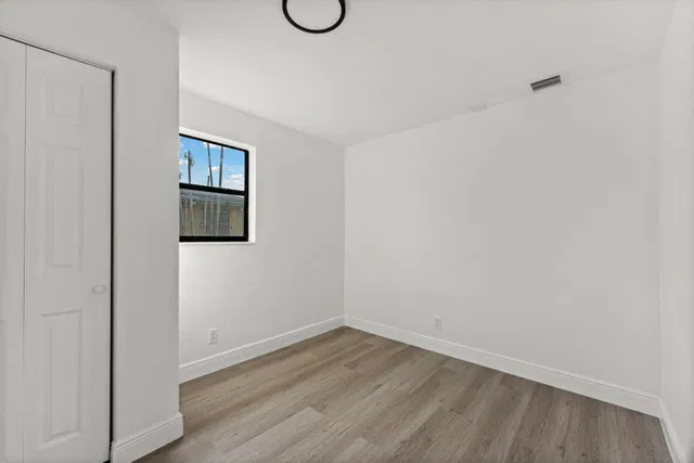 Residence photo 13