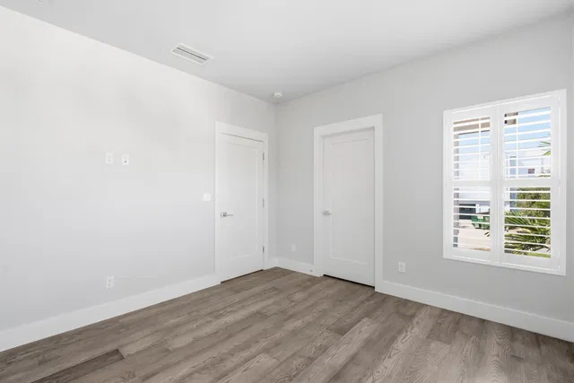 Residence photo 33