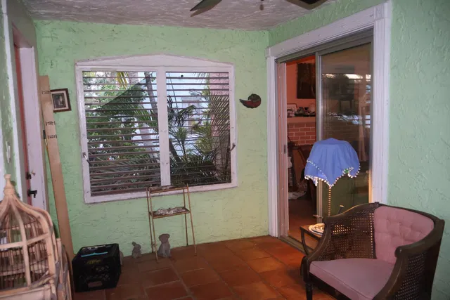 West Palm Beach Residence photo 15