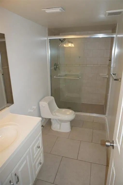 Unit 57-D photo 2