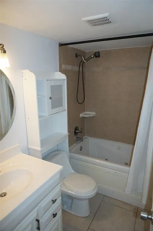 Unit 57-D photo 4