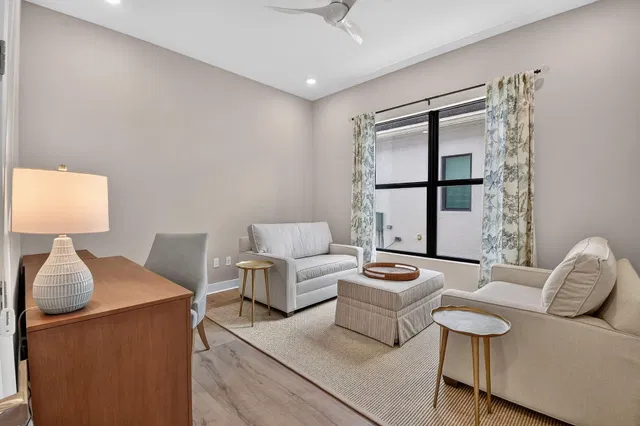 Residence photo 21
