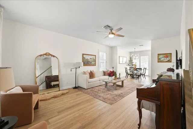 Residence photo 9