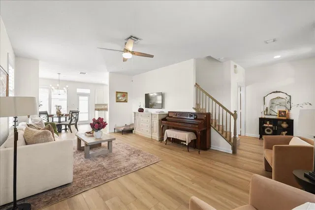 Residence photo 10