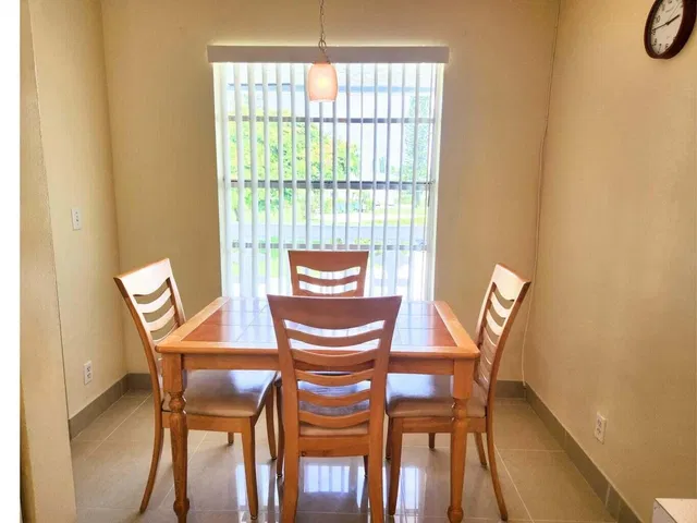 Unit 202 photo 6