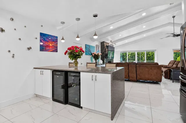 Residence photo 21
