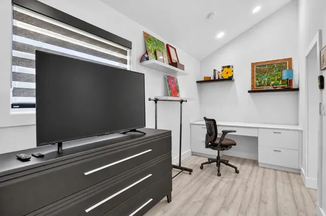 Residence photo 38