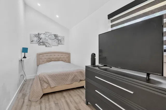 Residence photo 39