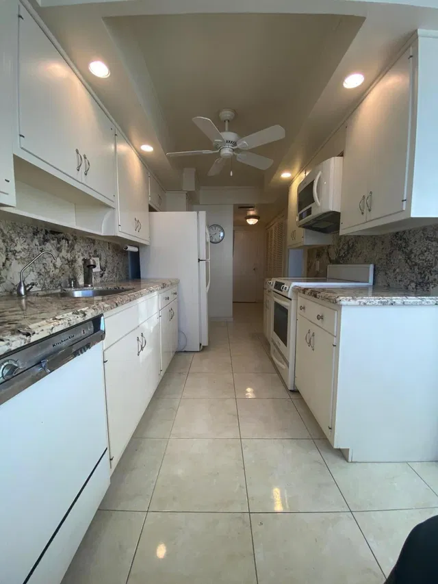 Boca Raton Unit 11E photo 5