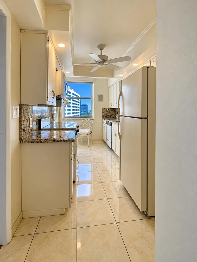 Boca Raton Unit 11E photo 7
