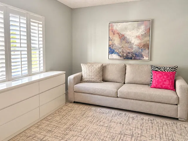 Unit 204 photo 14