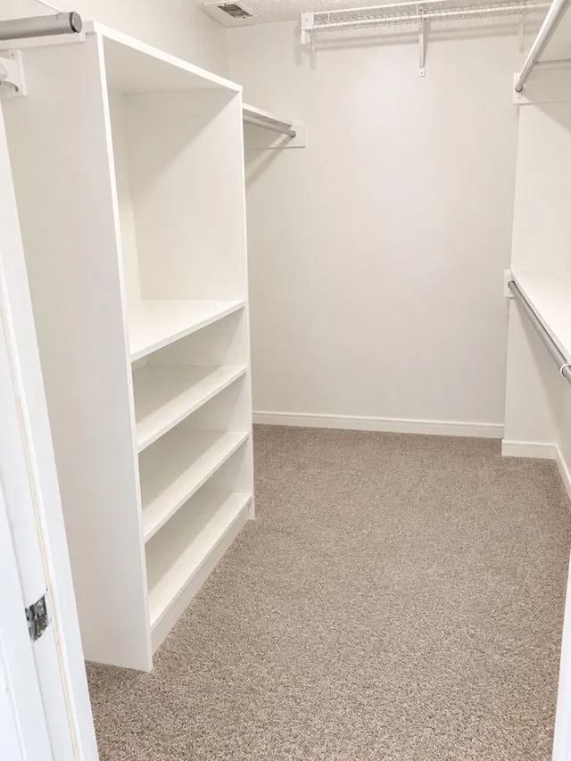Unit 204 photo 16