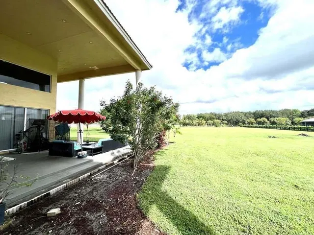 Paddock Park 2 Residence photo 12
