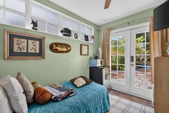 Residence photo 16