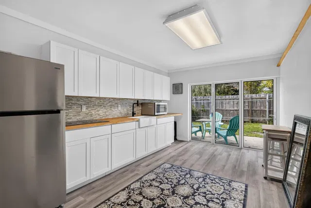 Residence photo 20